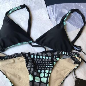 NWT Split Triangle Swimsuit Reversible Top&Bottom